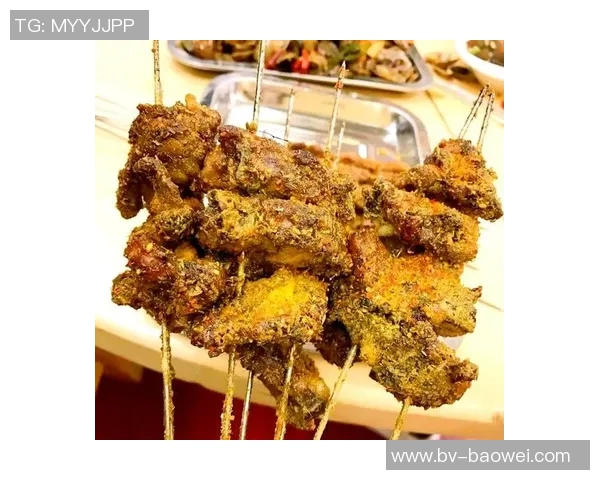 媒体人分享与亚当斯赛后夜宵合影羊肉串烧烤尽享美味时光 媒体人分享与亚当斯赛后夜宵合影羊肉串烧烤尽享美味时光